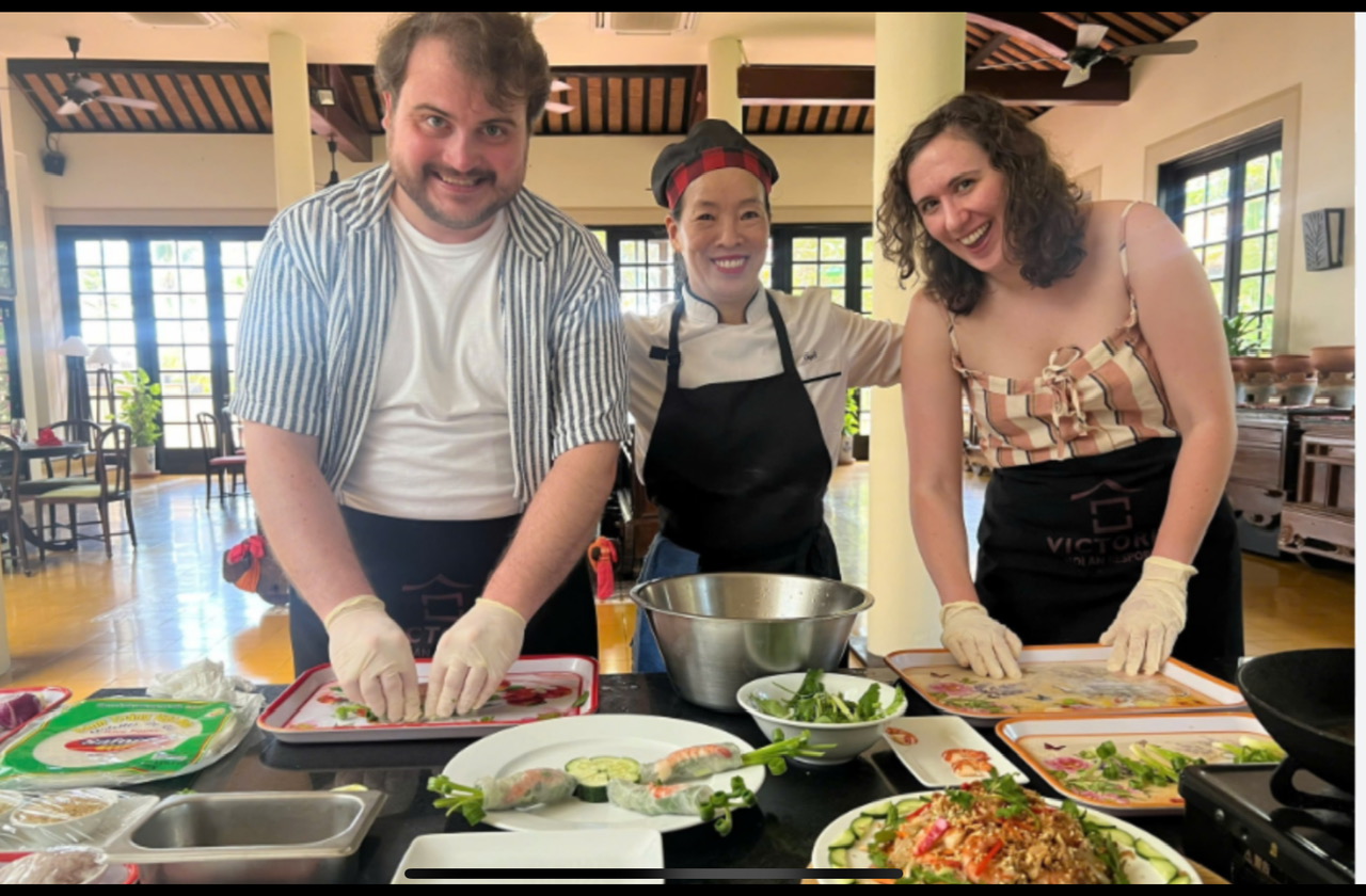 European Travelers Learn to Cook Vietnam’s Traditional Dishes with Dalat Easyrider