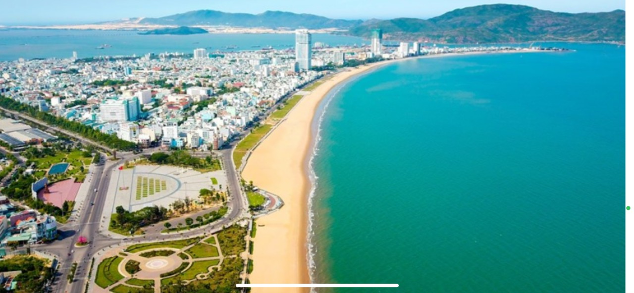 “Motorbike Adventure: Dalat to Quy Nhon via Lak Lake, Buon Ma Thuot & Pleiku | The Ultimate Easyrider Tour Across Vietnam’s Central Highlands”