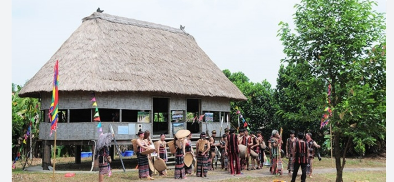 Journey to the Land of the Co Tu People: A Cultural Ride with Dalat Easyrider”