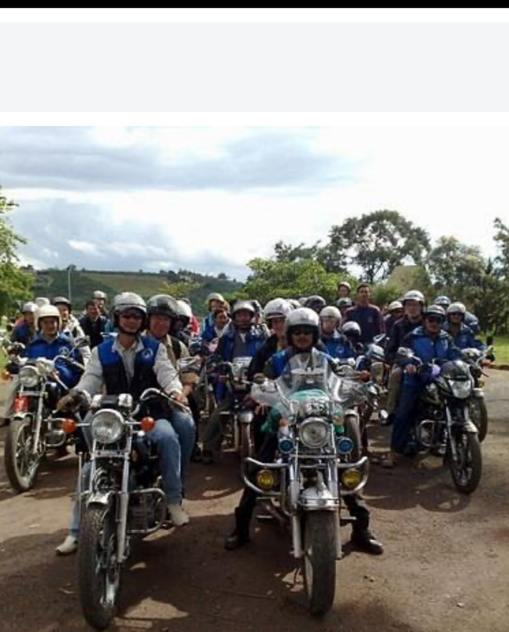 Easyrider Vietnam – The Ultimate Freedom Adventure from North to South”#EasyriderVietnam #VietnamMotorbikeTour #RideVietnam #MotorbikeAdventure #ExploreVietnam #VietnamTravel #FreedomOnWheels #BackroadsVietnam #RealVietnamExperience
