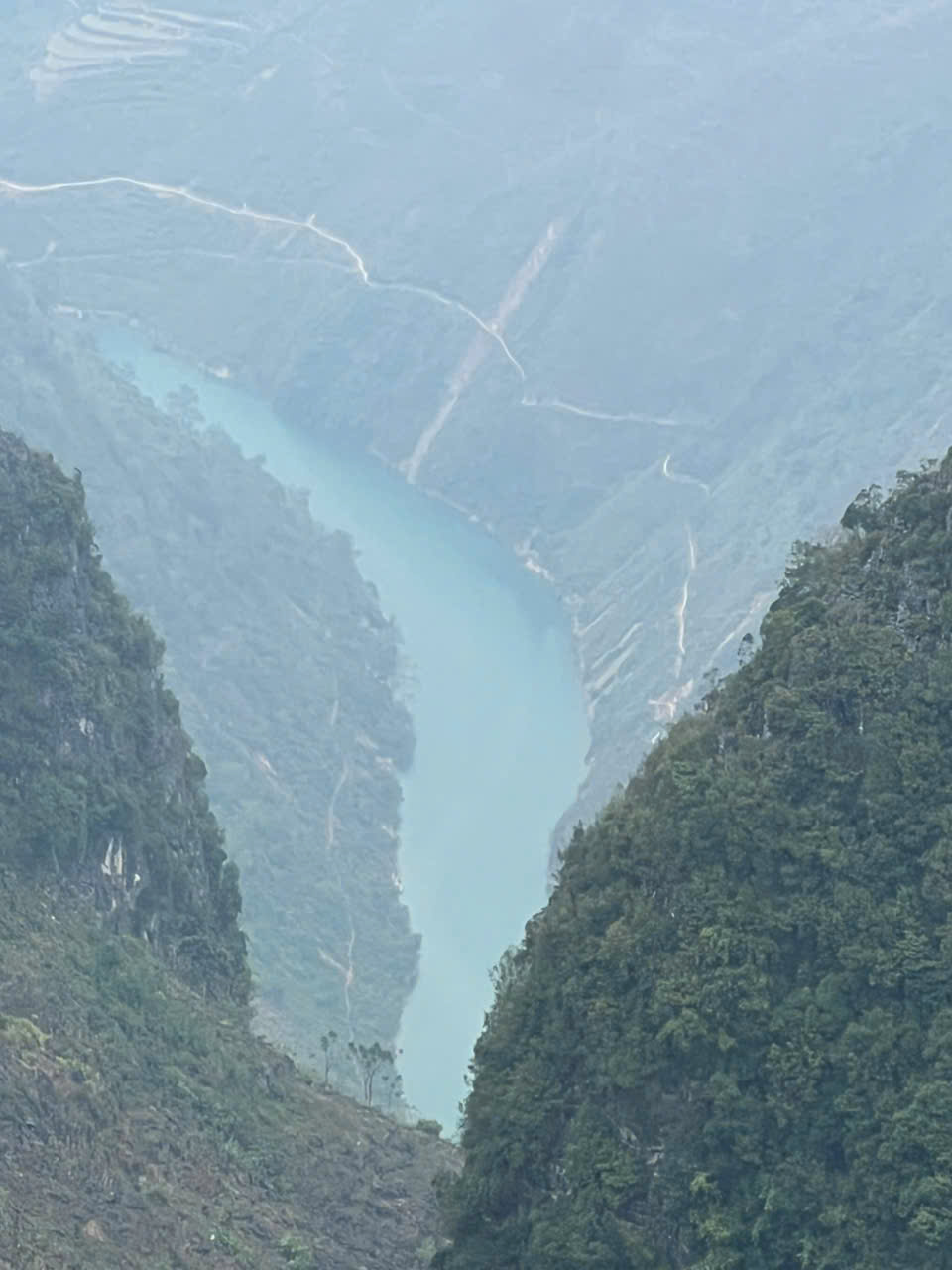 z7202137400115_193a4fe26b394f88f923e7e1a69adbea