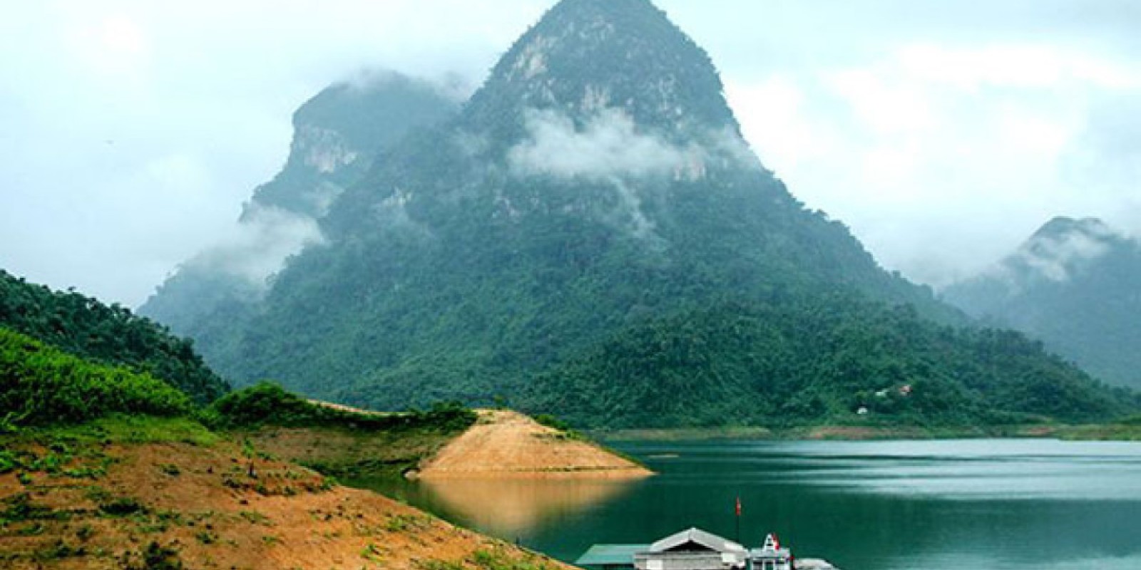 Elephant mountain / Langbiang hiking tour