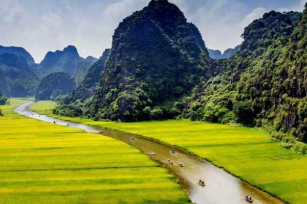 Ninh Binh Easyrider Tour – Discover the Hidden Gems of Northern Vietnam by Motorbike
