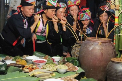 Traditional Rice Wine Family