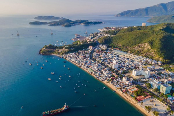 Nha Trang – Vietnam’s Coastal Paradise of Sun, Sea, and Culture