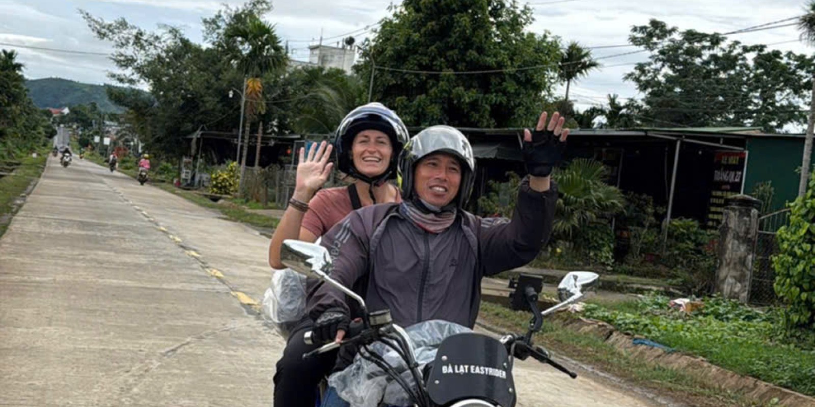 Why Small Group Tours Create Better Travel Memories