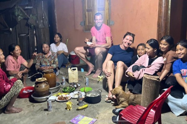 From the Road to the Table: Discovering Vietnamese Food